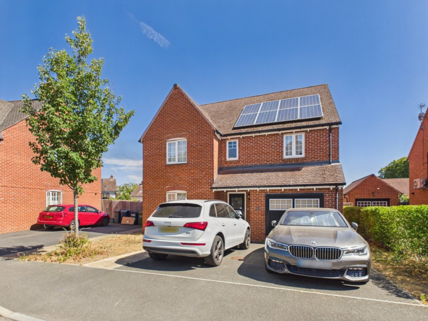 Grange Road, Chalfont St. Peter, Gerrards Cross, SL9