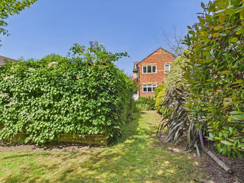 Station Road, Loudwater, High Wycombe, HP10