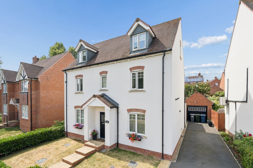 Grange Road, Chalfont St. Peter, Gerrards Cross, SL9