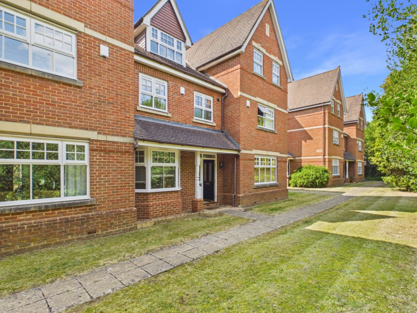 Highlands, Farnham Common, Buckinghamshire, SL2