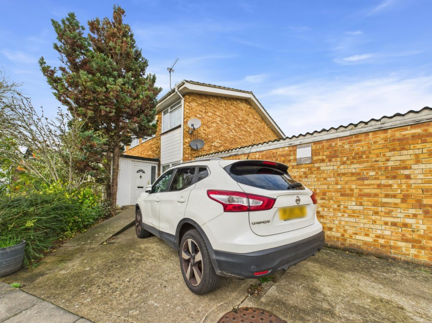 Chichester Way, Feltham, Middlesex, TW14