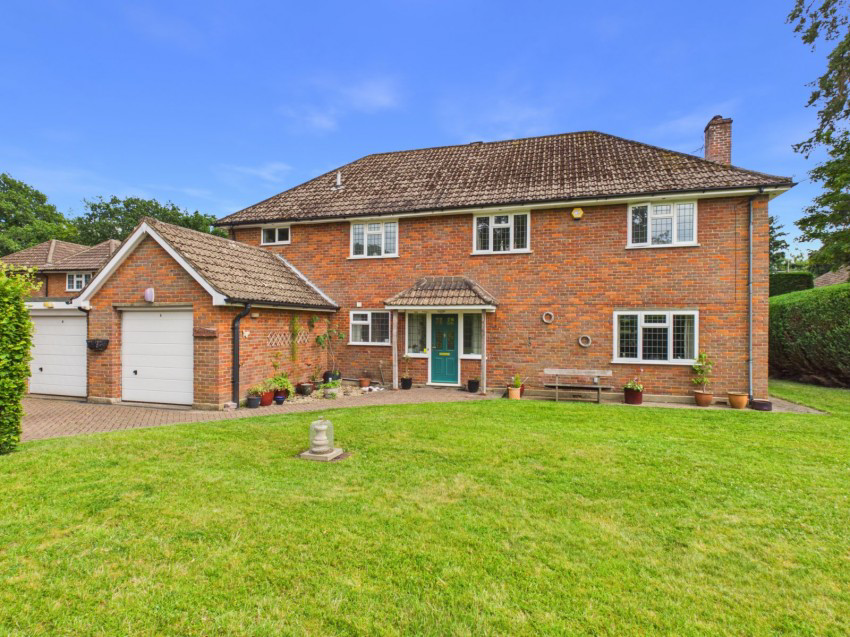 Park Grove, Chalfont St. Giles, Buckinghamshire, HP8
