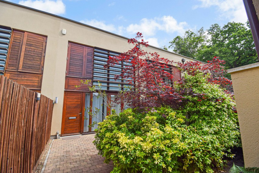 Cliveden Gages, Taplow, SL6