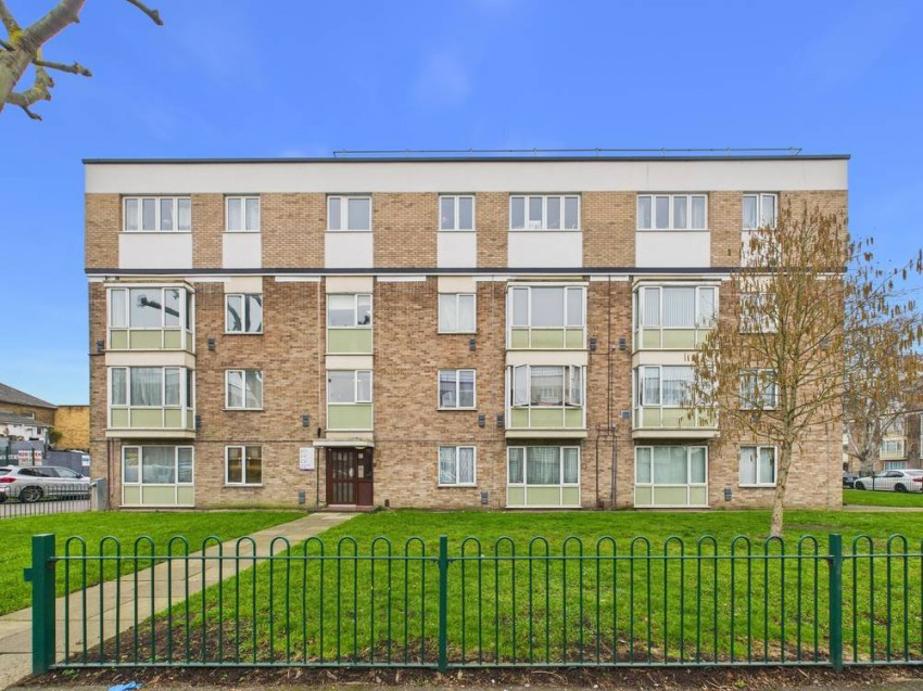 Bethany Waye, Feltham, Middlesex, TW14