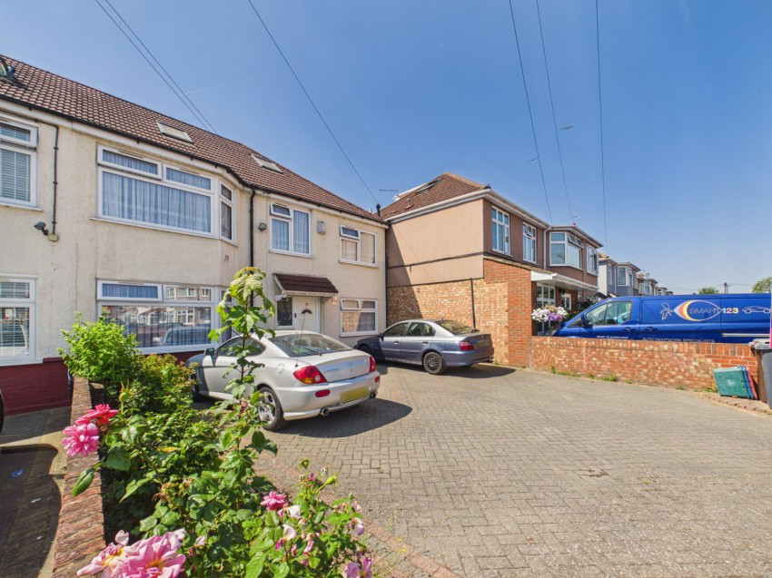 Rosemary Avenue, Hounslow, Middlesex, TW4, photo 19