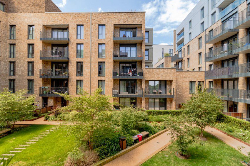 Fairfield Avenue, Staines-Upon-Thames, Surrey, TW18