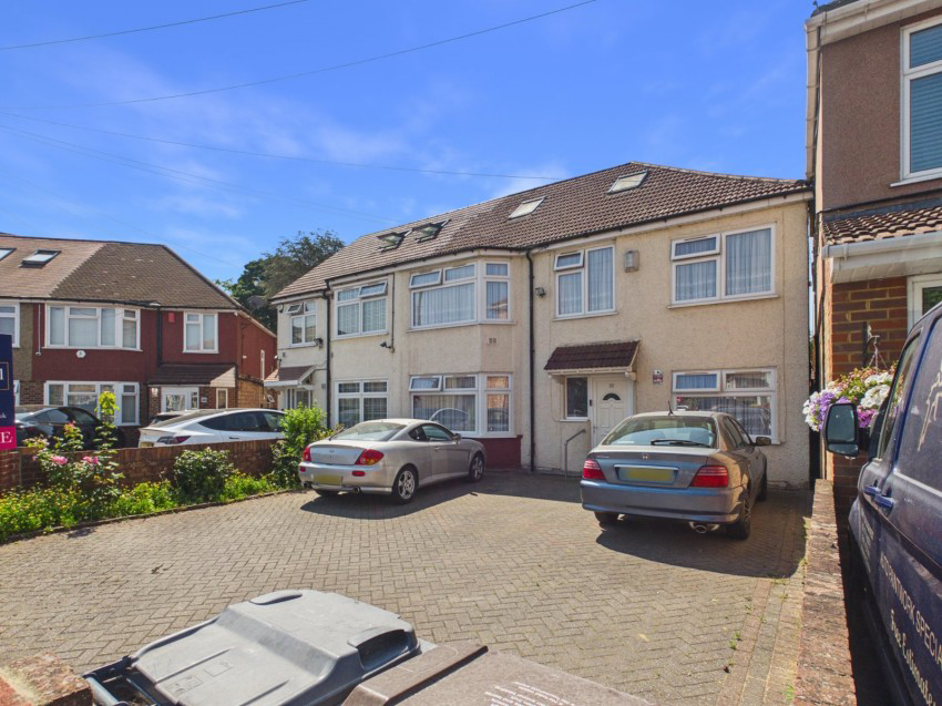 Rosemary Avenue, Hounslow, Middlesex, TW4, photo 18
