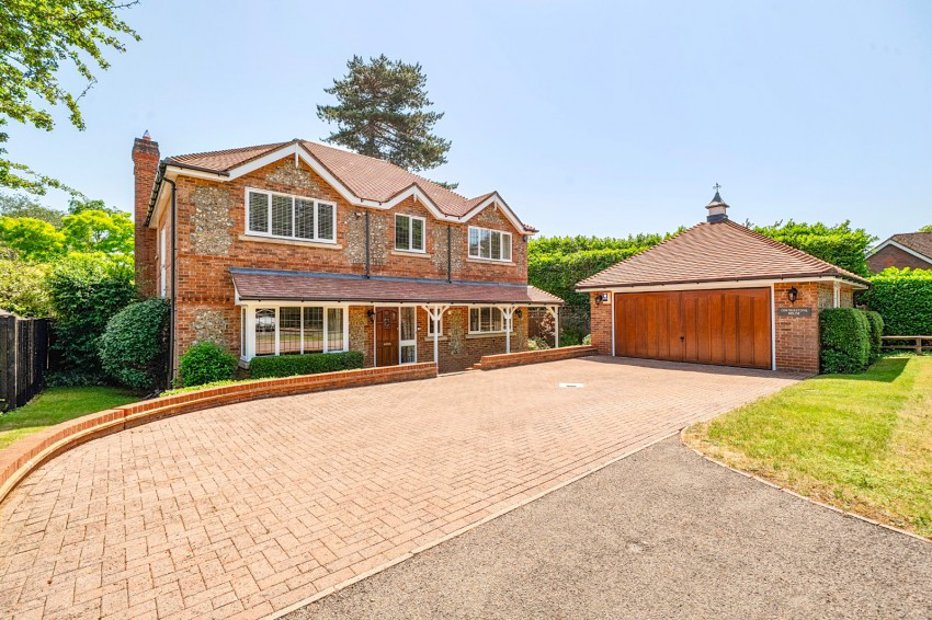 Kimbers Drive, Burnham, SL1