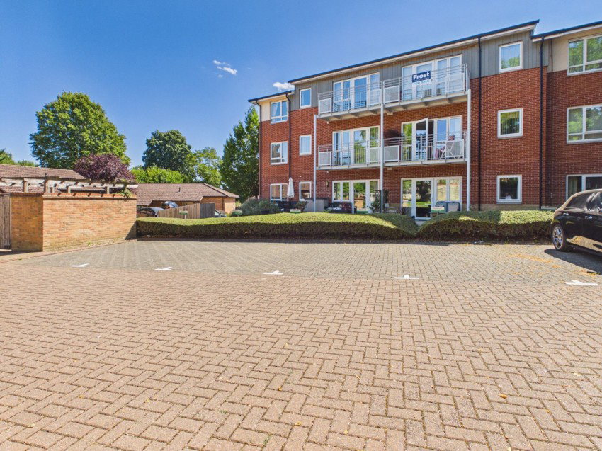 Patrons Way East, Denham Garden Village, Buckinghamshire, UB9