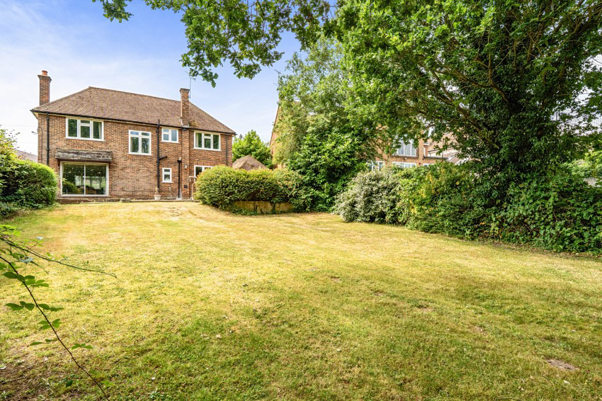 Moreland Drive, Gerrards Cross, Buckinghamshire, SL9
