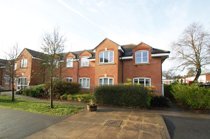 Bells Hill Green, Stoke Poges, Buckinghamshire, SL2