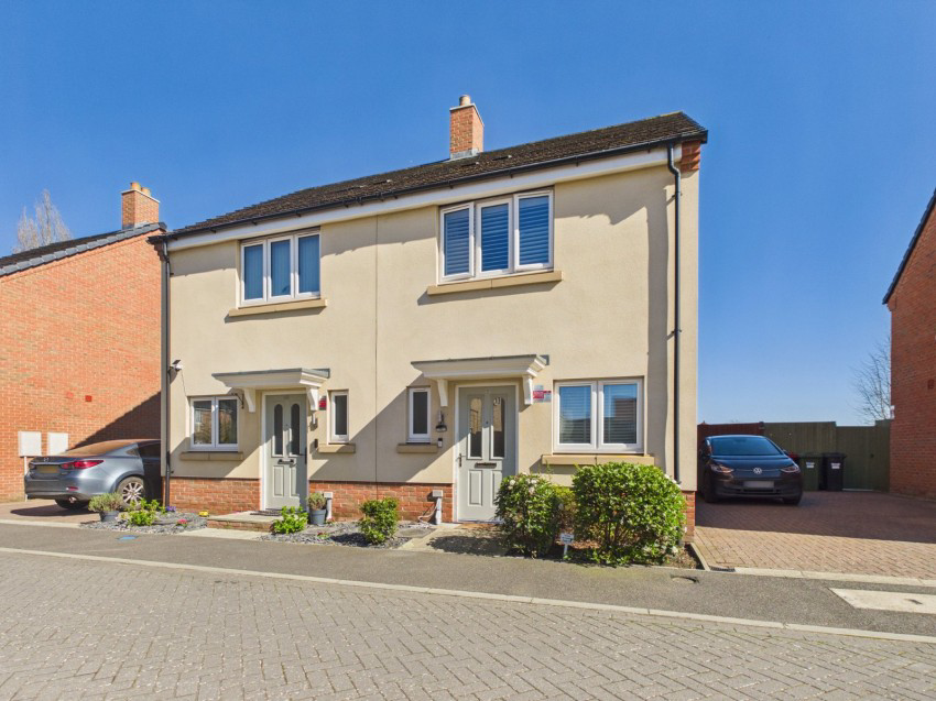Boundary Drive, Wexham, Berkshire, SL2
