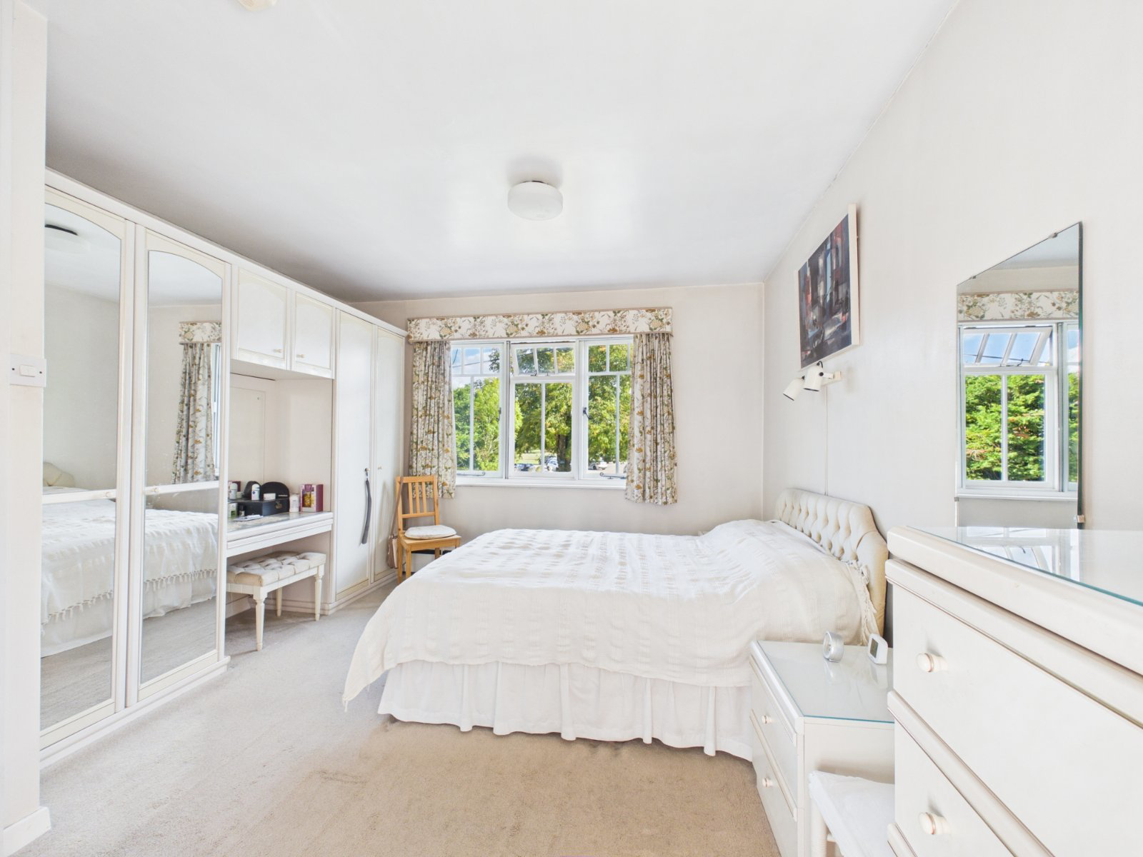 Treadaway Road, Flackwell Heath, High Wycombe, Buckinghamshire, HP10, photo 15