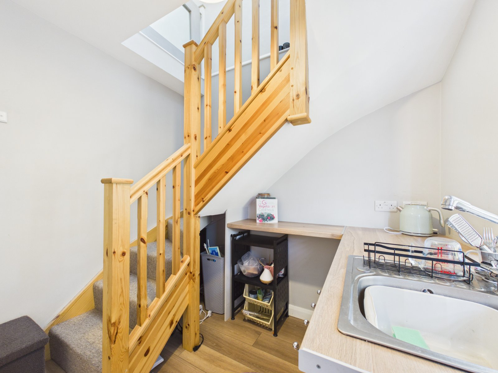 Treadaway Road, Flackwell Heath, High Wycombe, Buckinghamshire, HP10, photo 21