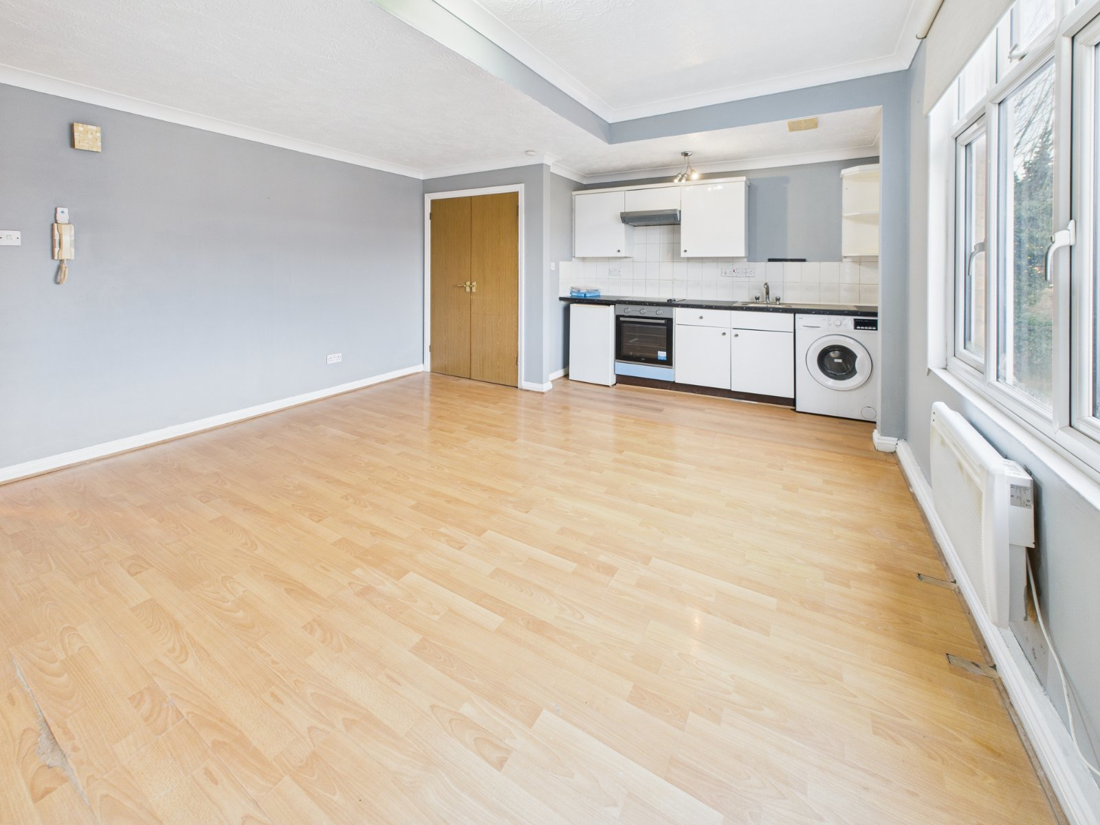 Hencroft Street South, Slough, Berkshire, SL1