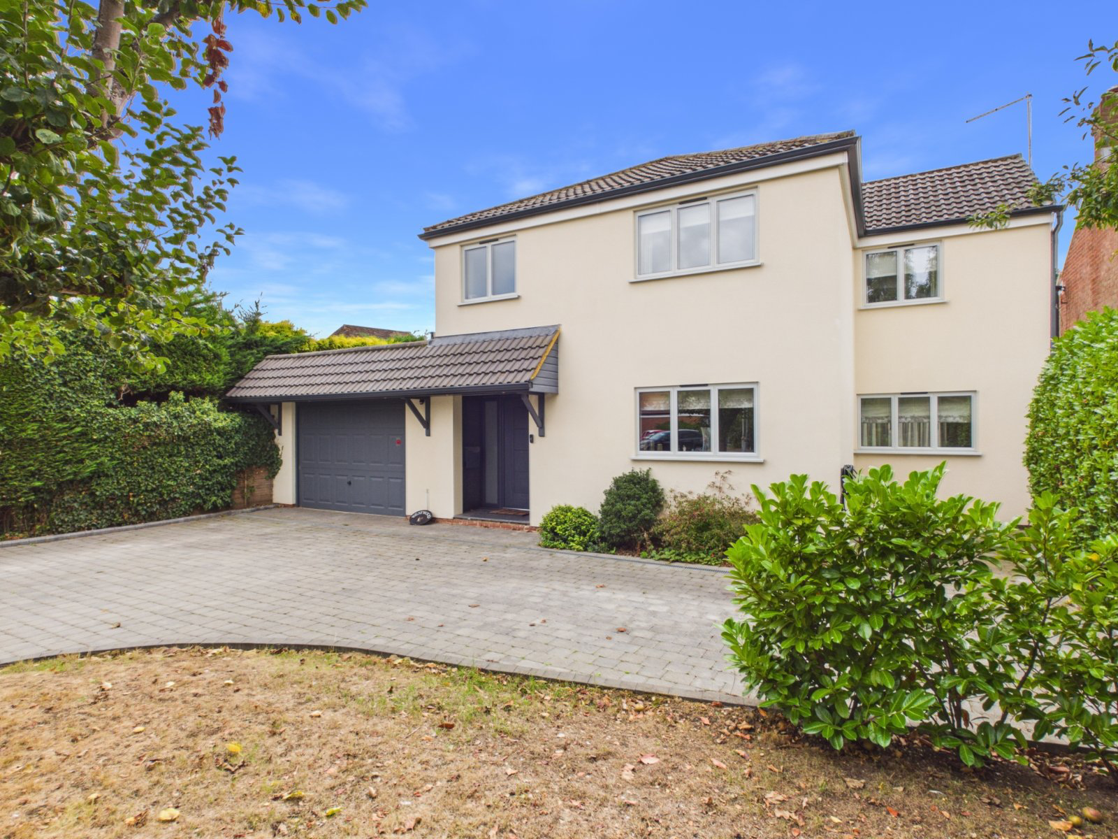 Hedgerow, Chalfont St. Peter, Gerrards Cross, Buckinghamshire, SL9