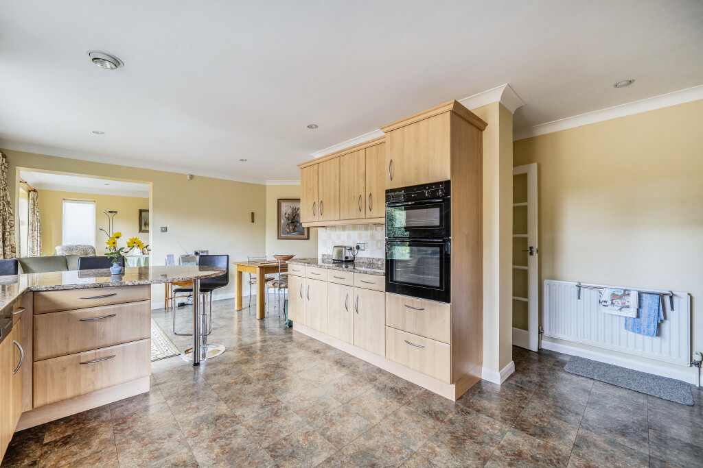Clevehurst Close, Stoke Poges, Buckinghamshire, SL2, photo 3
