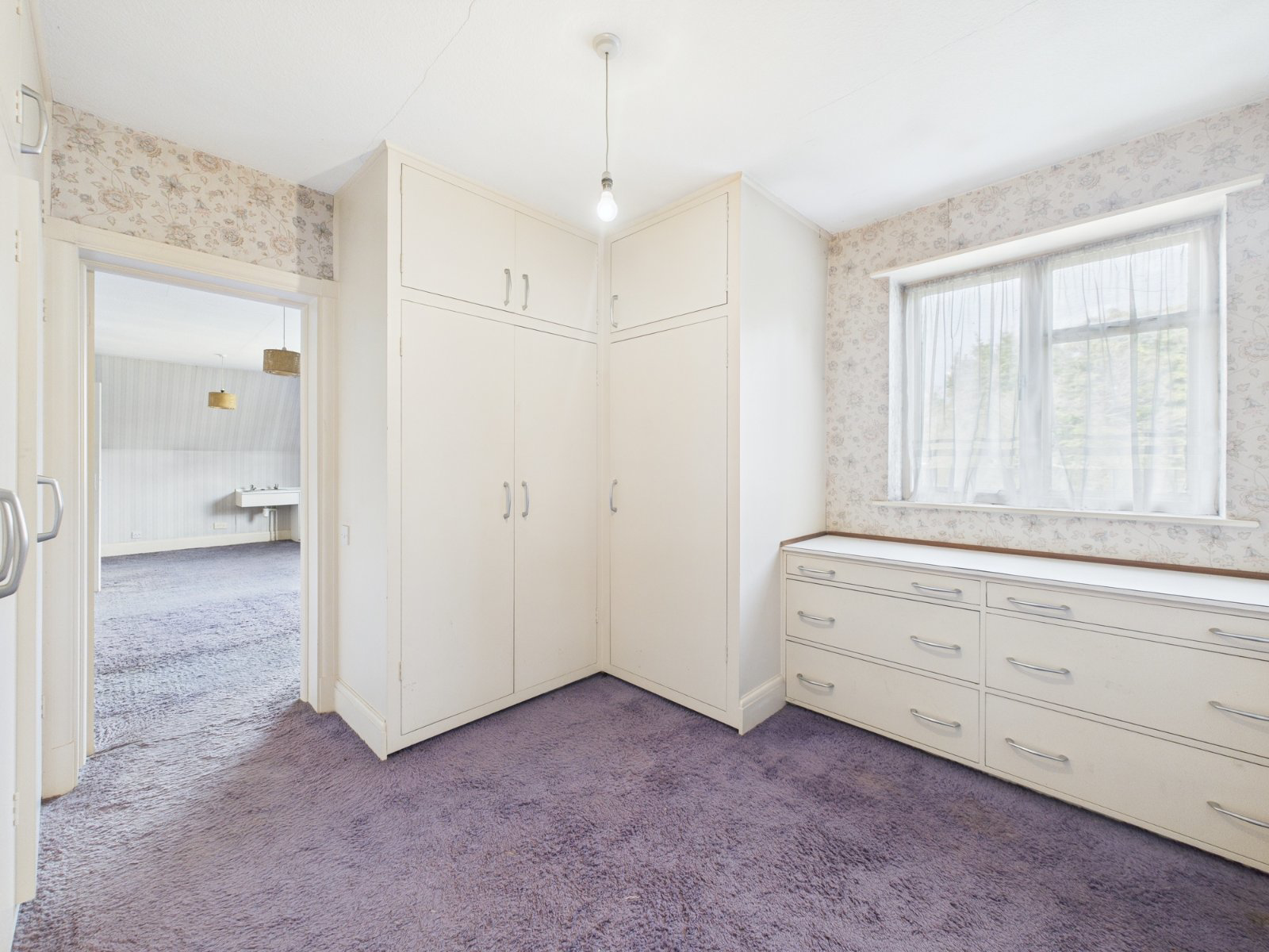 Queens Avenue, Feltham, Middlesex, TW13, photo 7