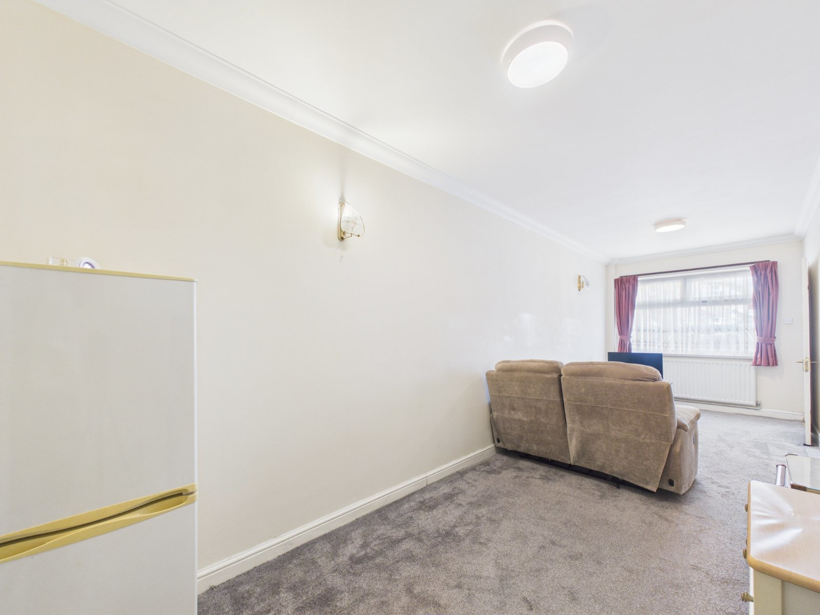 Rosemary Avenue, Hounslow, Middlesex, TW4, photo 13