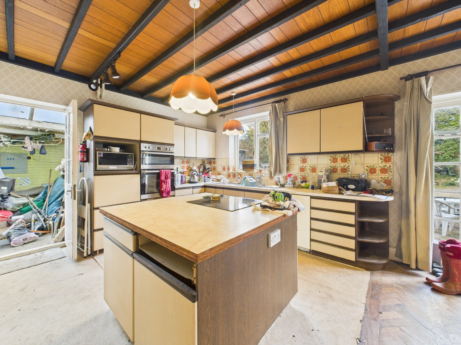 Queens Avenue, Feltham, Middlesex, TW13, photo 6