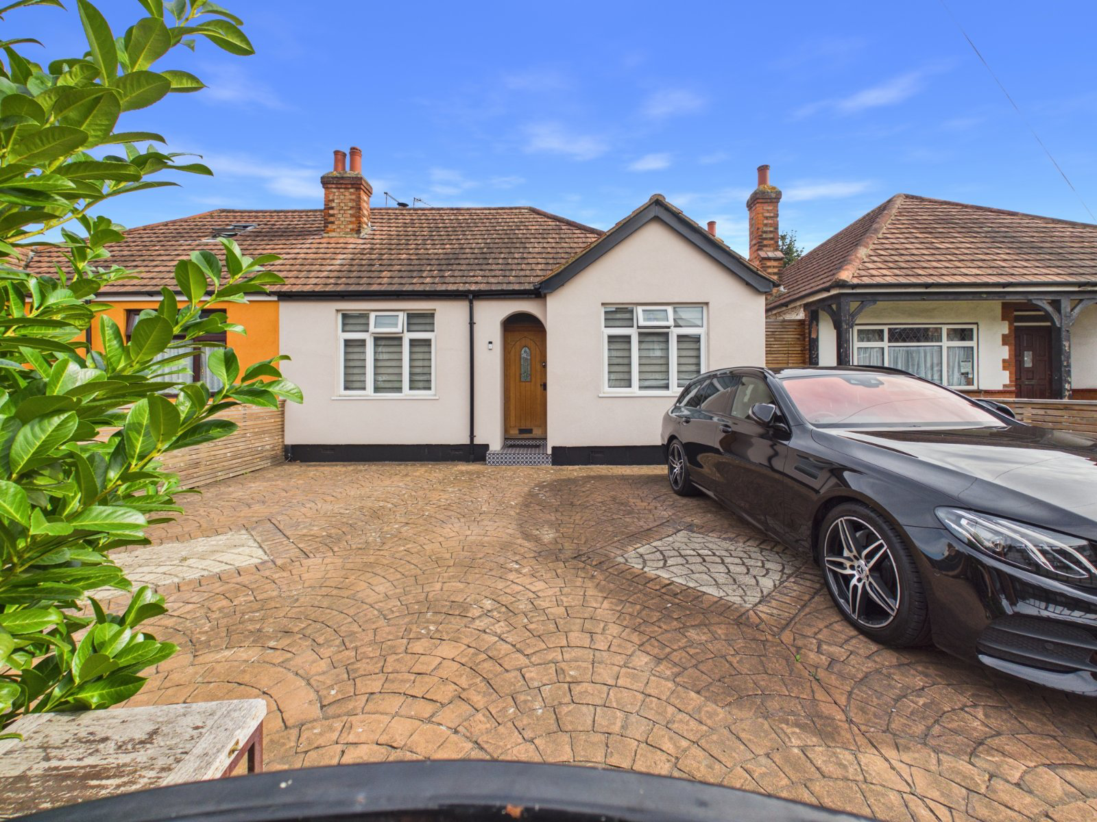 Sunbury Road, Feltham, Middlesex, TW13, photo 18