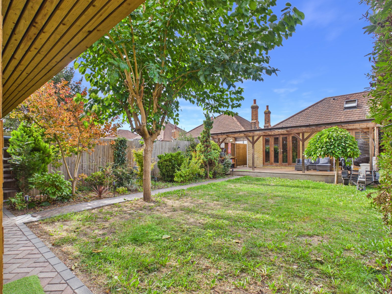 Sunbury Road, Feltham, Middlesex, TW13, photo 9