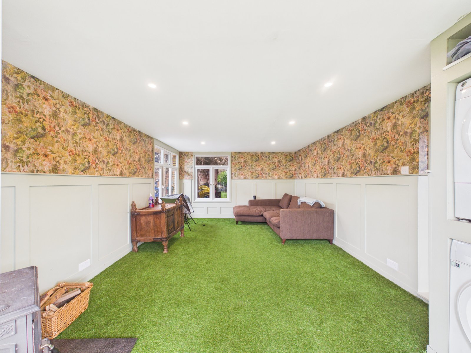 Sunbury Road, Feltham, Middlesex, TW13, photo 16