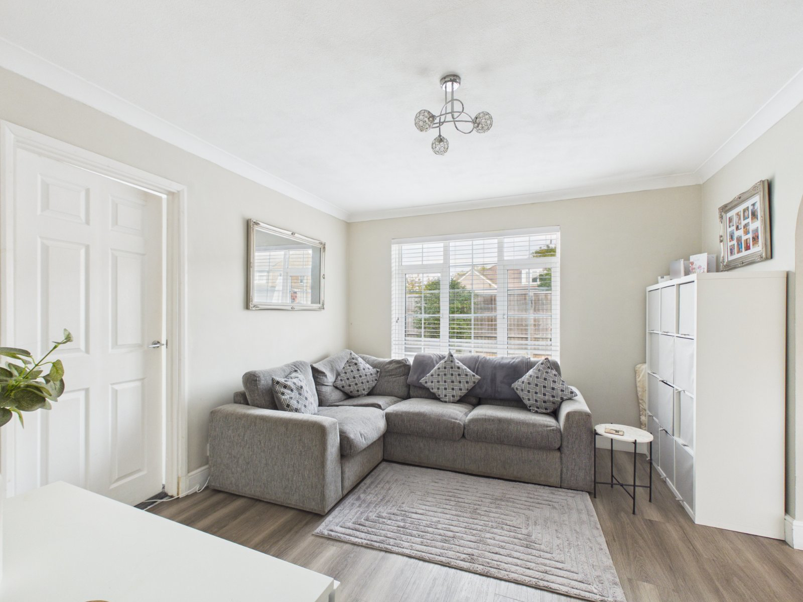 Kenilworth Road, Ashford, Surrey, TW15, photo 3