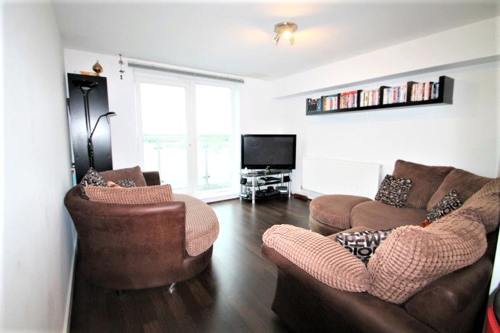 Bertelli Place, Mono Lane, Feltham, Middlesex, TW13, photo 2