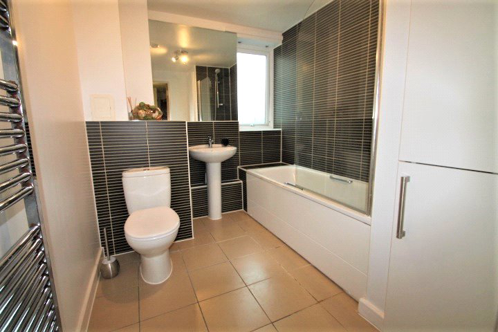 Bertelli Place, Mono Lane, Feltham, Middlesex, TW13, photo 5