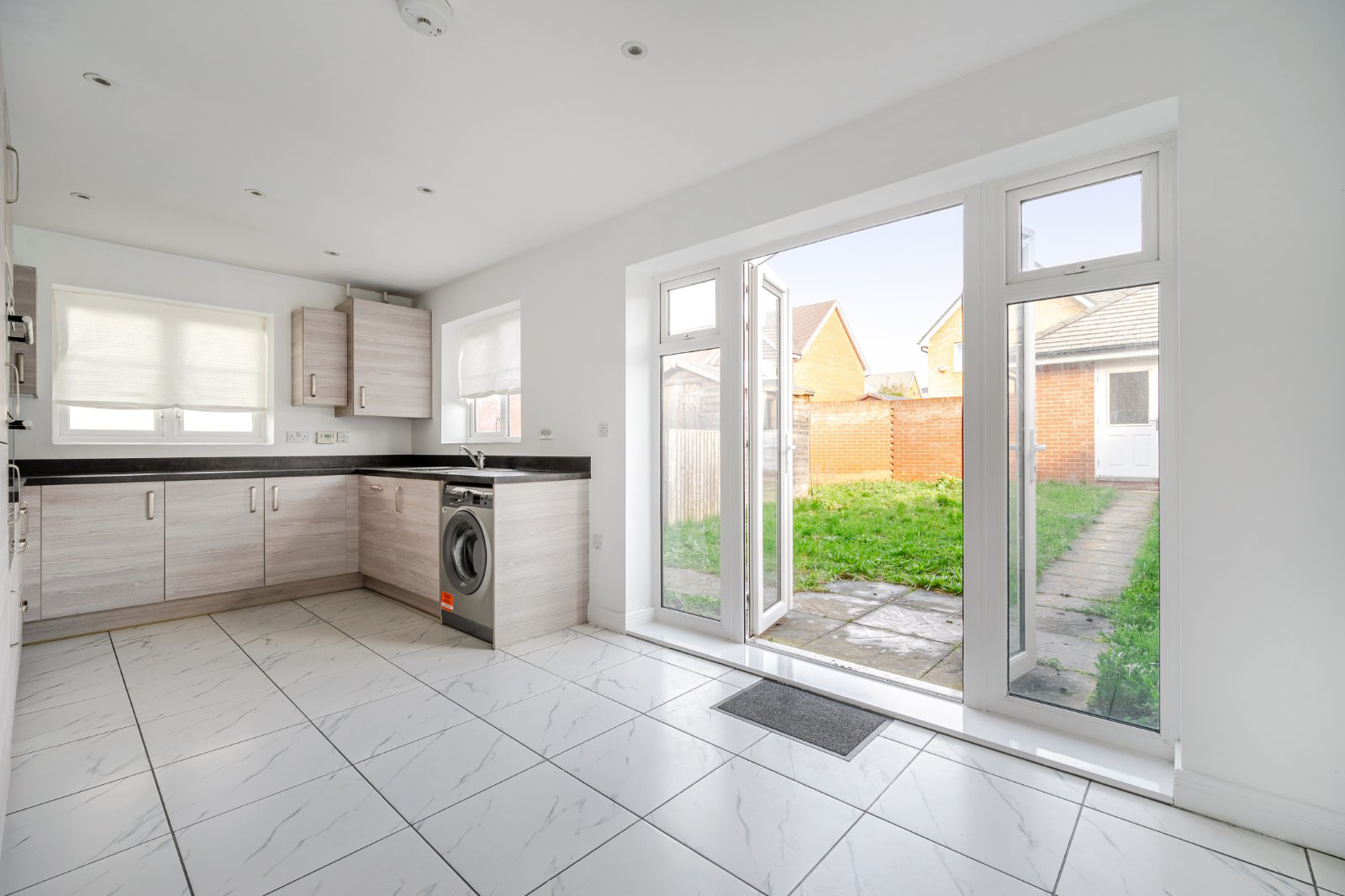 Oxlade Drive, Slough, Berkshire, SL3, photo 6