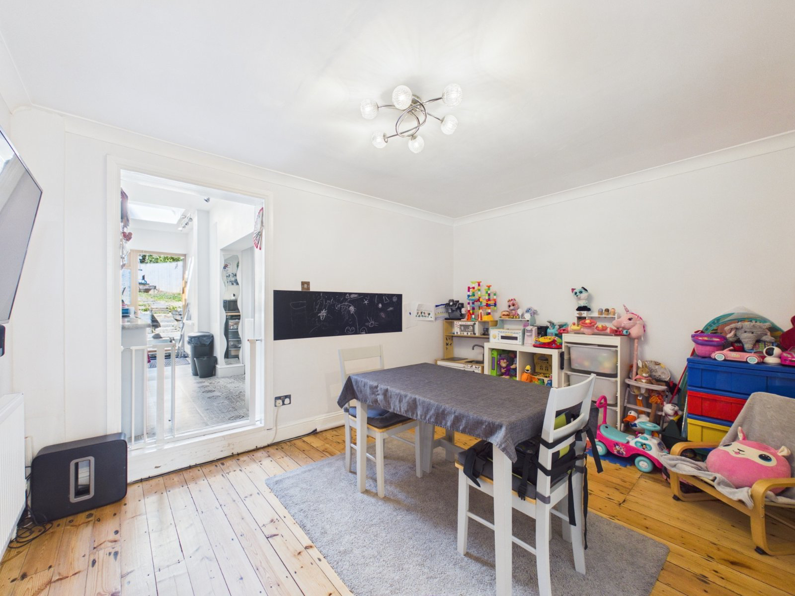 London Road, High Wycombe, Buckinghamshire, HP11, photo 12