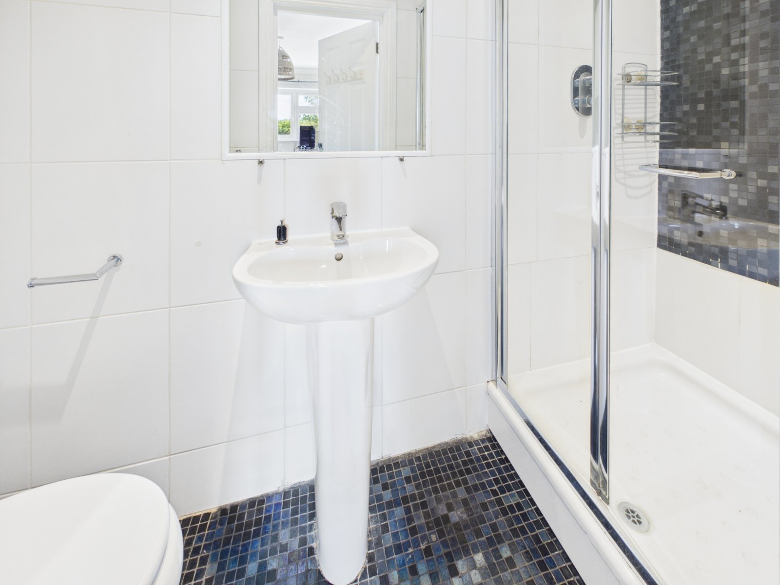 Ditton Road, Langley, Berkshire, SL3, photo 13