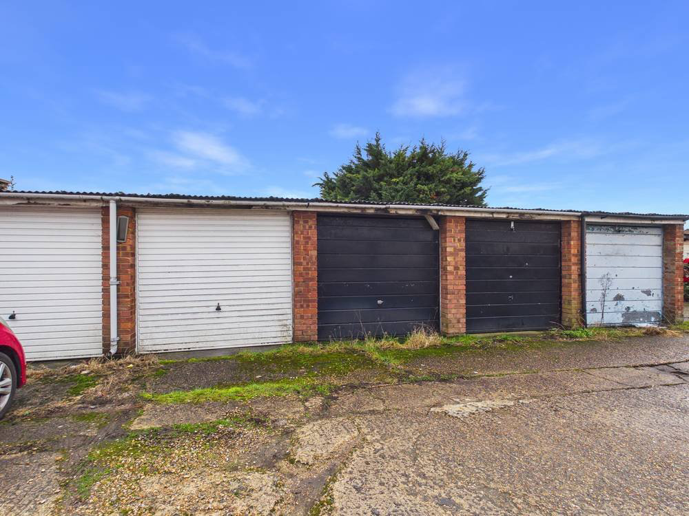 Ashdene Close, Ashford, Surrey, TW15, photo 15