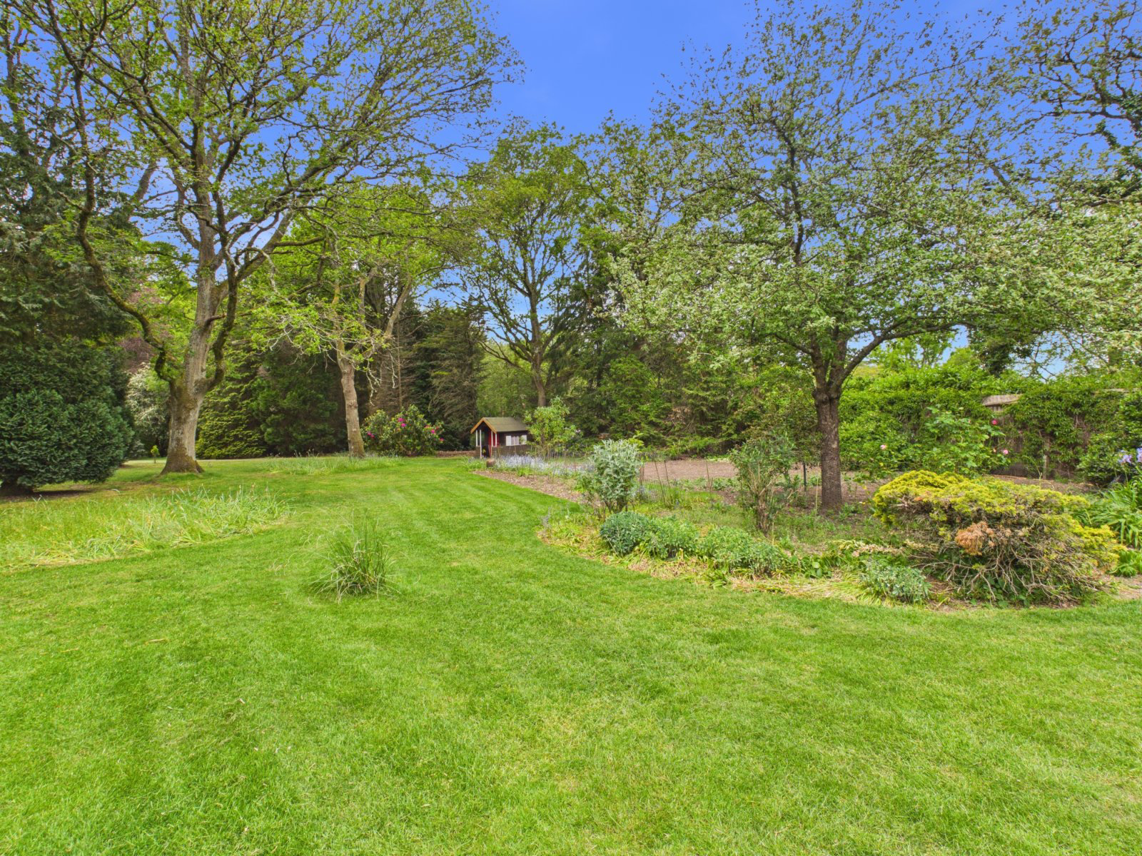 Littleworth Road, Littleworth Common, Nr Burnham, Buckinghamshire, SL1, photo 4