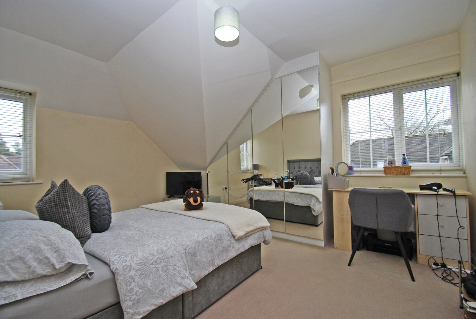 Cranwells Lane, Farnham Common, SL2, photo 7