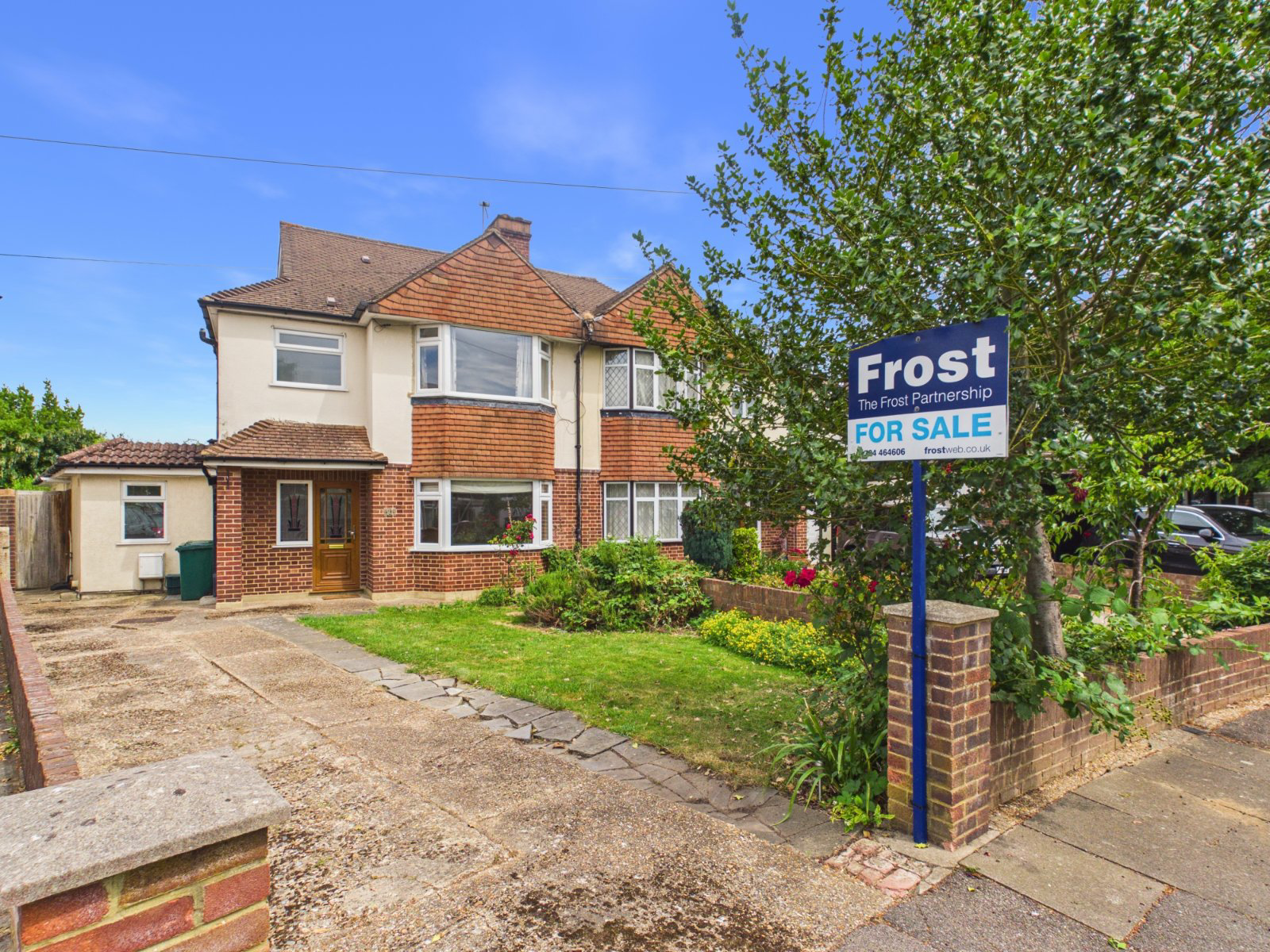 Grosvenor Road, Staines-upon-Thames, Surrey, TW18, photo 2