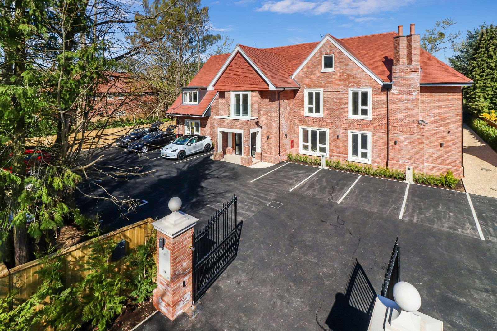 Gregories Road, Beaconsfield, Buckinghamshire, HP9