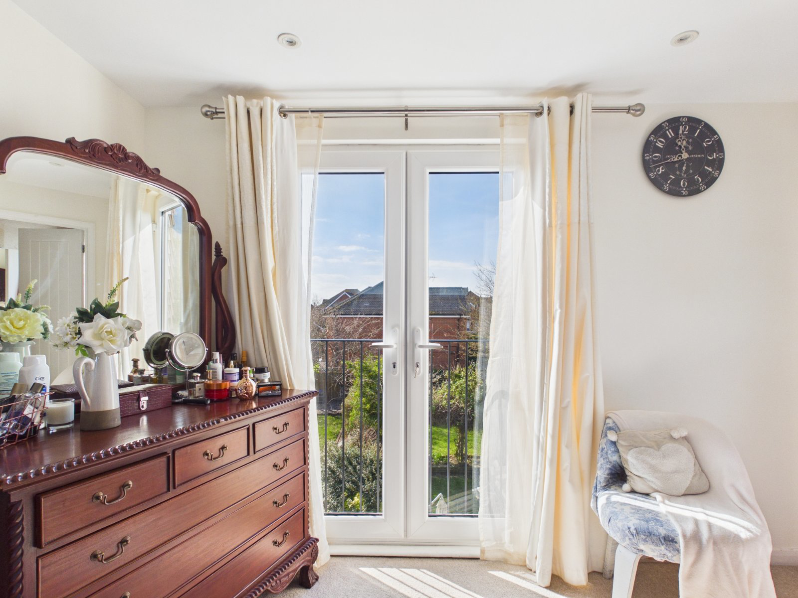 Photo 17