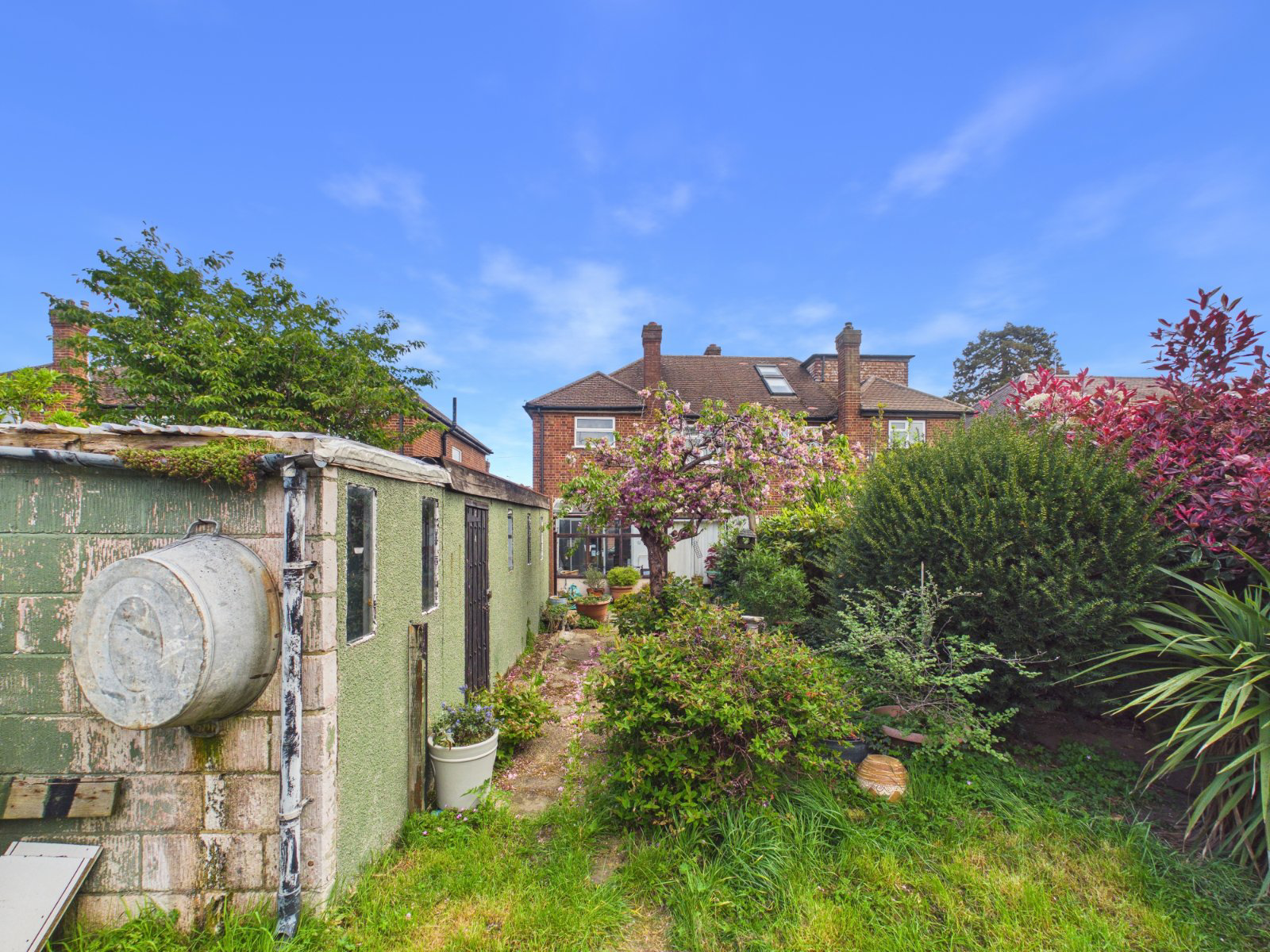 Lebanon Avenue, Feltham, Middlesex, TW13, photo 20