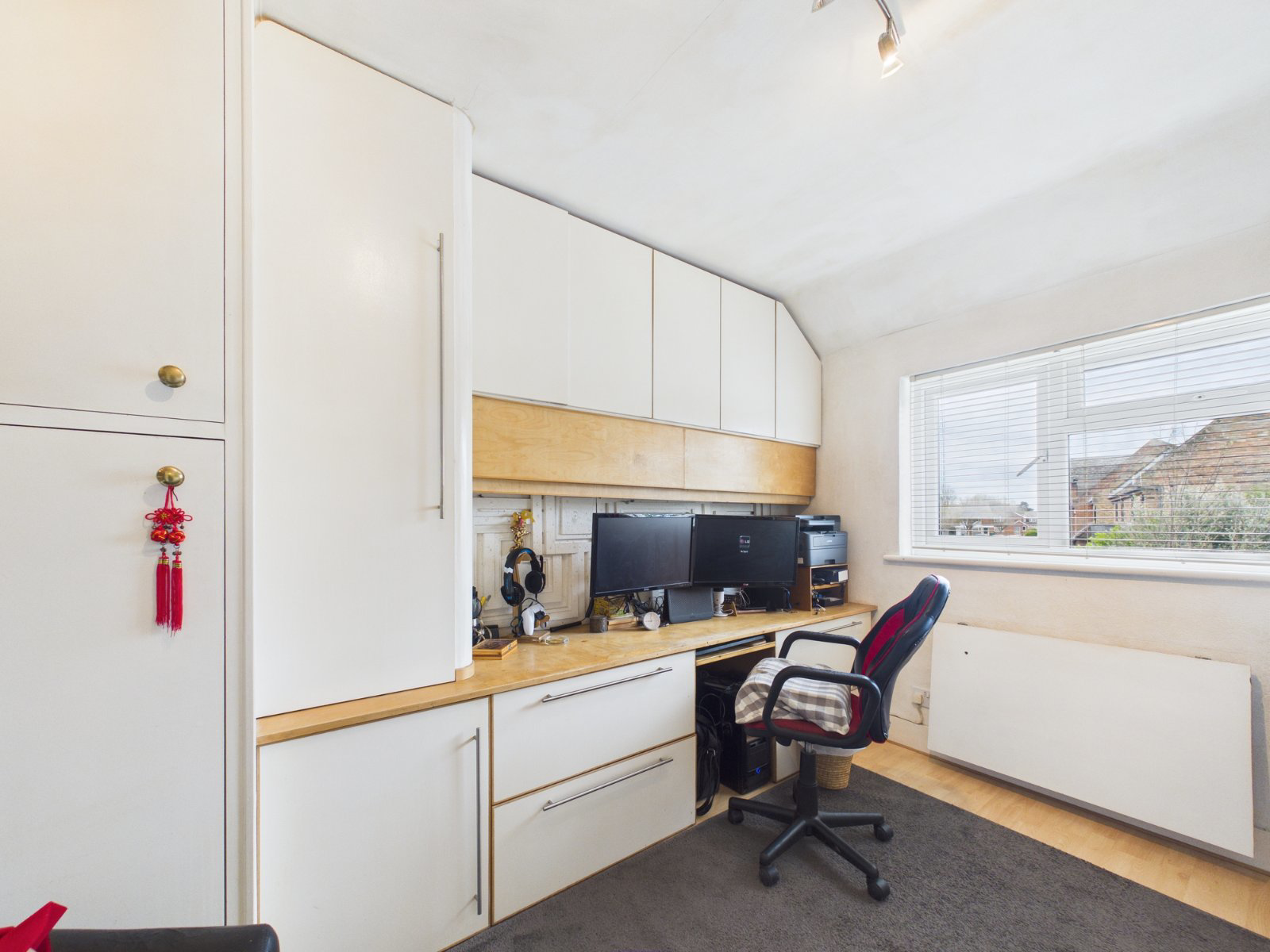 Riverdale Road, Feltham, Middlesex, TW13, photo 8