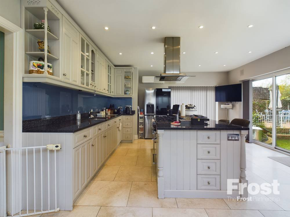 Coppermill Road, Wraysbury, Berkshire, TW19, photo 14
