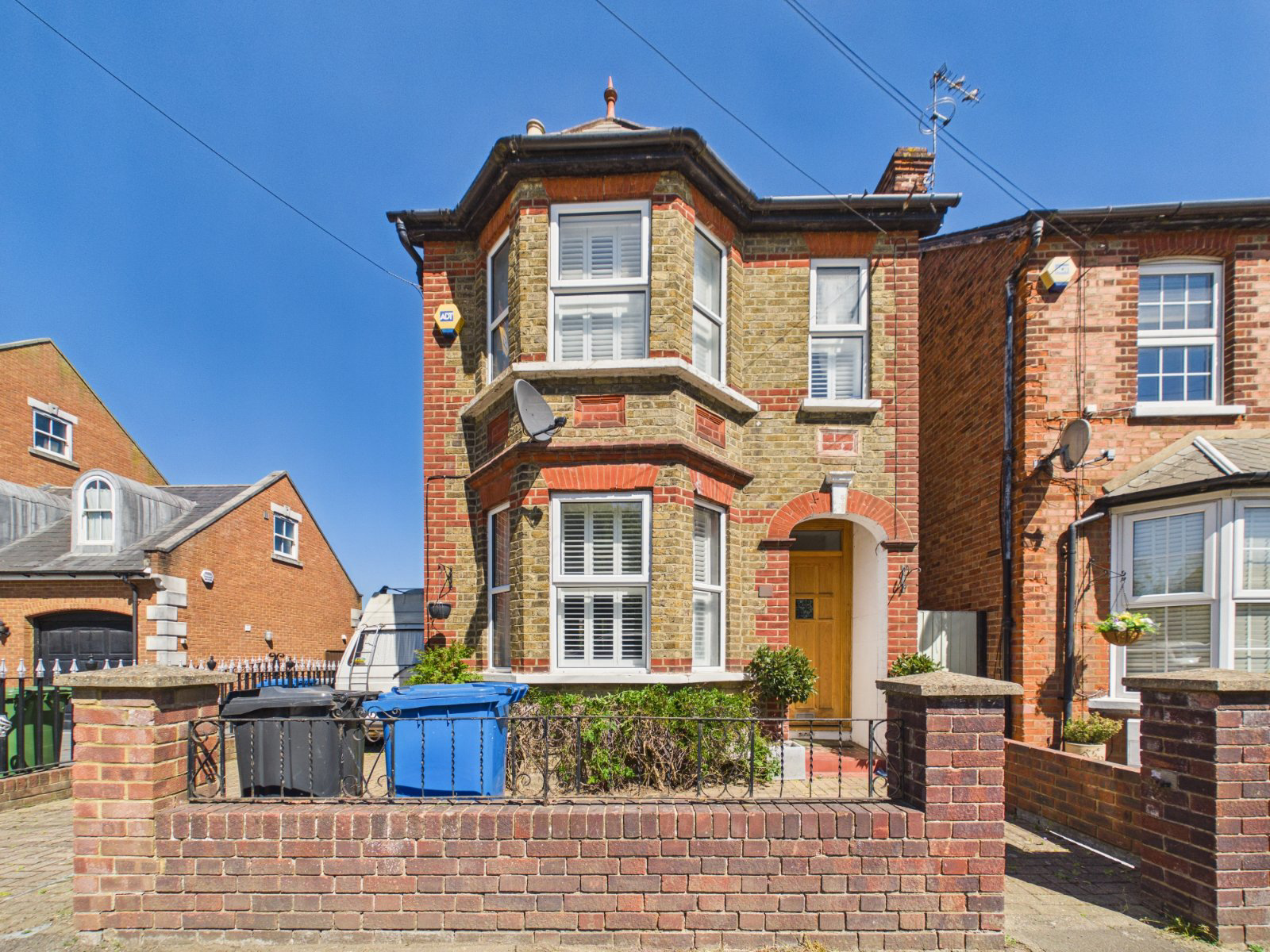Wraysbury Road, Staines, Surrey, TW18