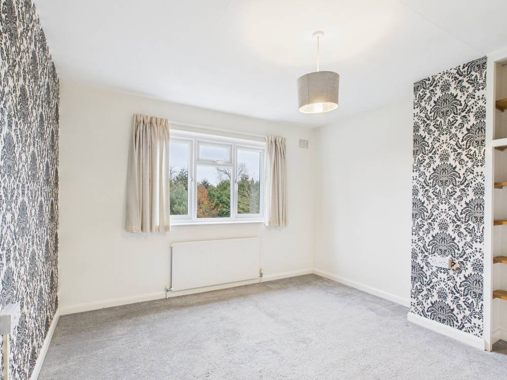 Grosvenor Road, Staines-upon-Thames, Surrey, TW18, photo 14