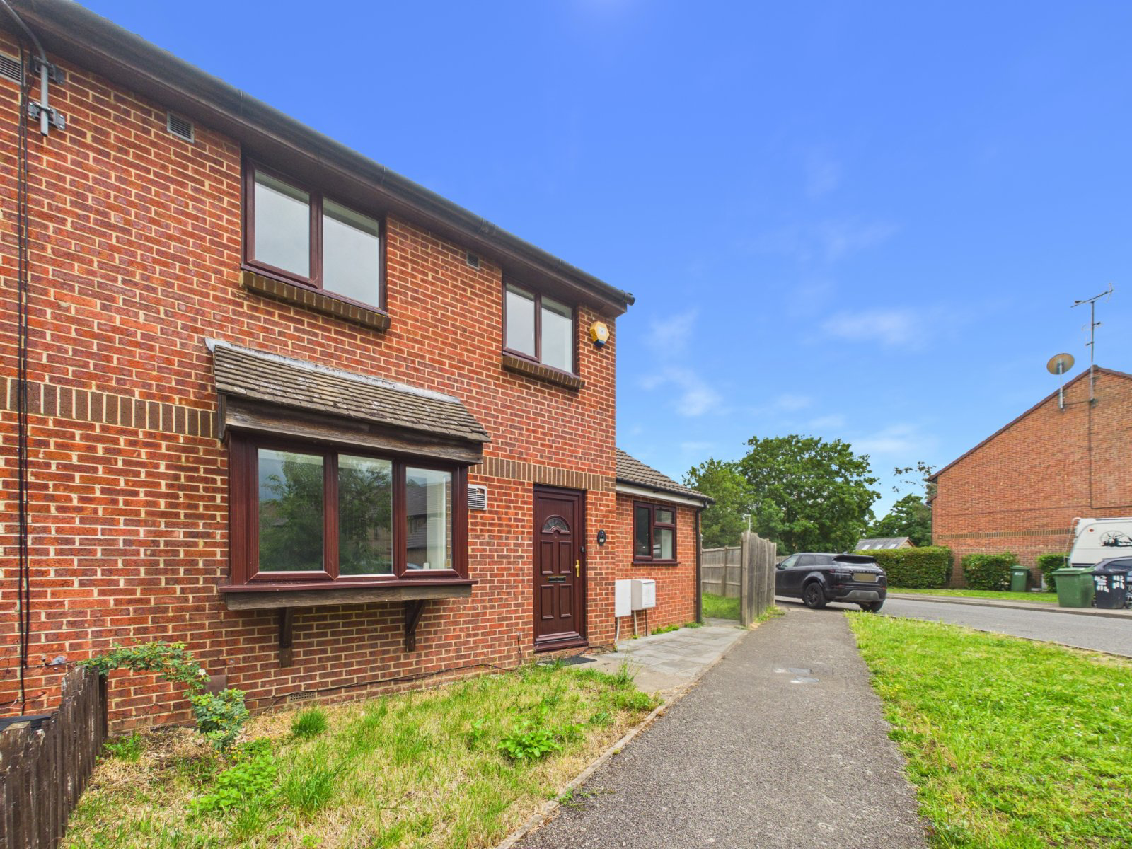 Vicarage Way, Colnbrook, Berkshire, SL3, photo 16