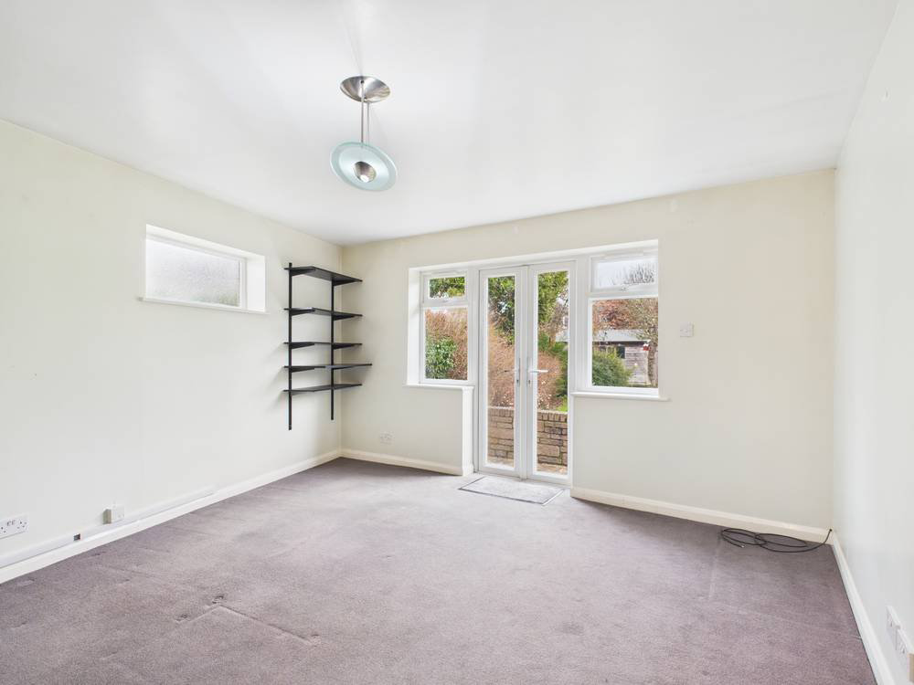 Grosvenor Road, Staines-upon-Thames, Surrey, TW18, photo 15