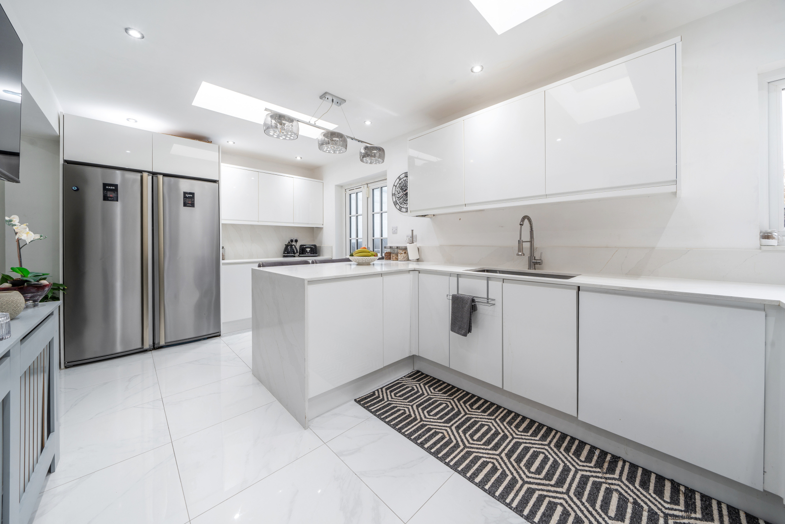 Mansion Lane, Iver, Buckinghamshire, SL0, photo 5