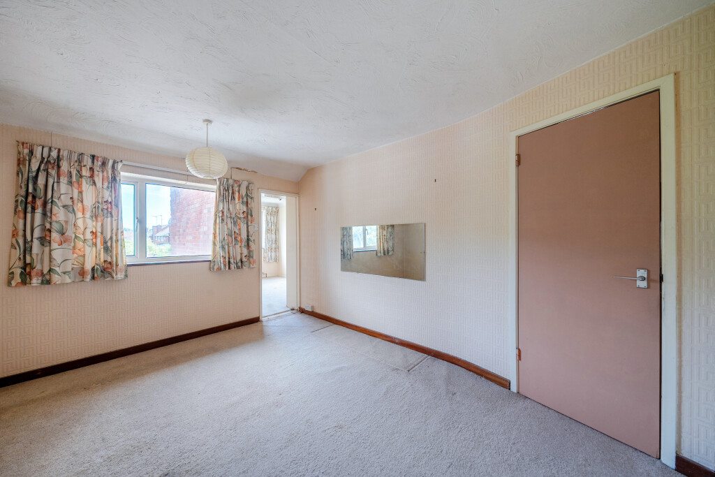 Barton Road, Langley, Berkshire, SL3, photo 8