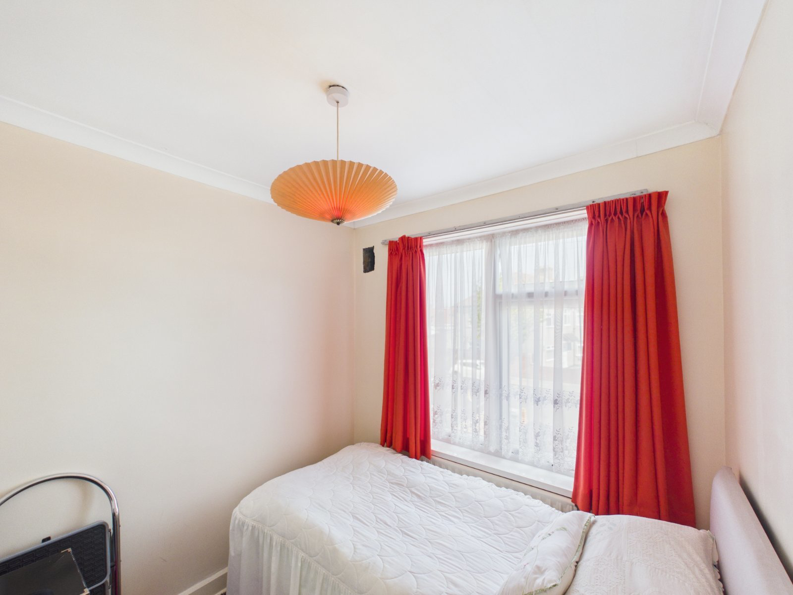 Rosemary Avenue, Hounslow, Middlesex, TW4, photo 14