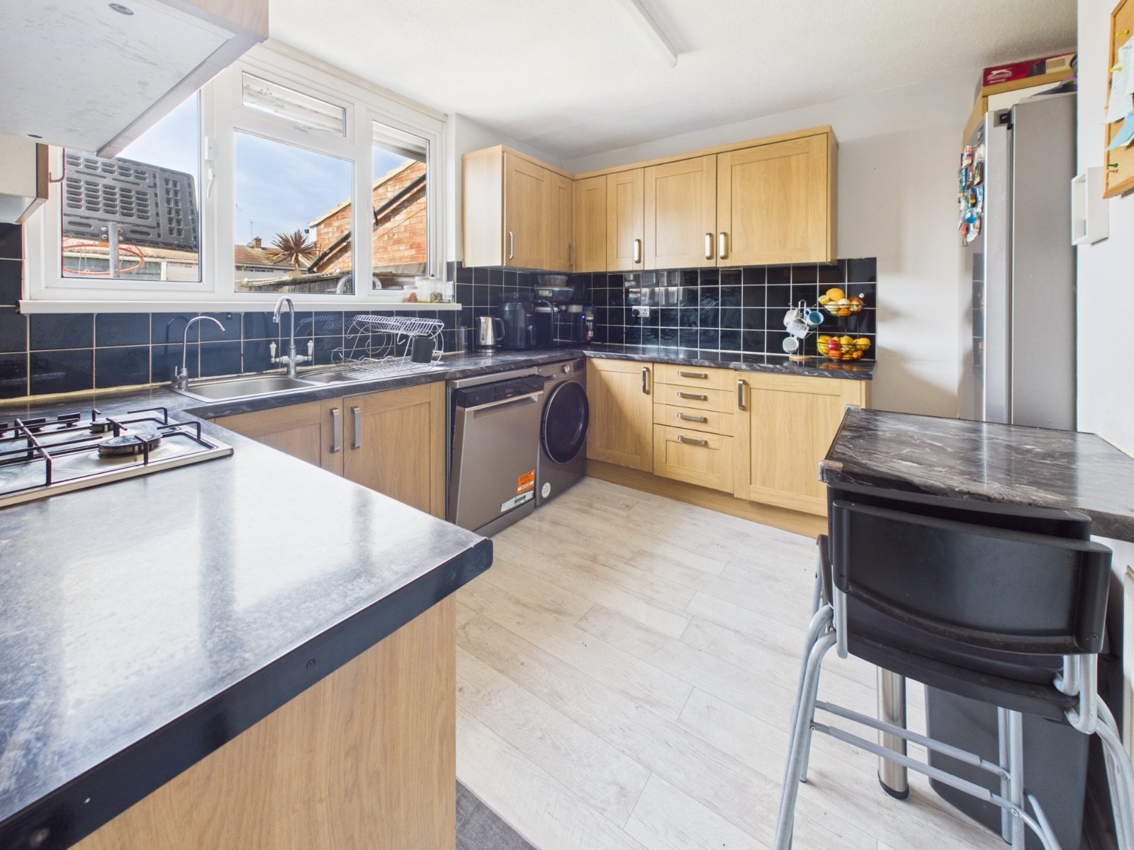 Parlaunt Road, Langley, Berkshire, SL3, photo 2